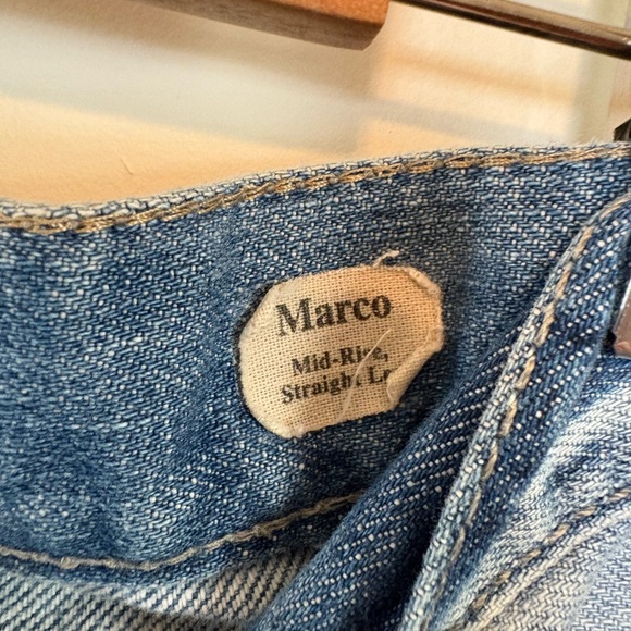Mavi Blue Jeans. Mid rise straight leg. Size 31/32 - Picture 3 of 7